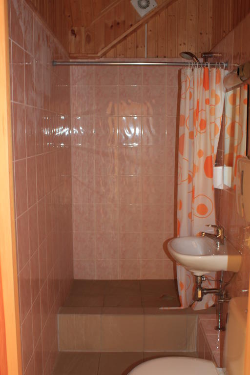 Imantas Nams Hotel Jurkalne Cameră foto